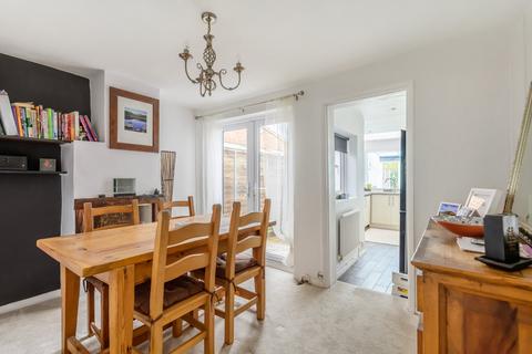 80 Kings Road, Godalming, GU7 3ES