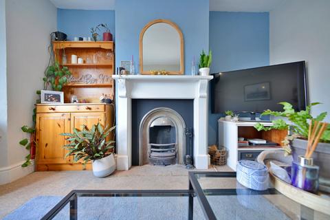 2 Hare Lane, Godalming, GU7 3EE