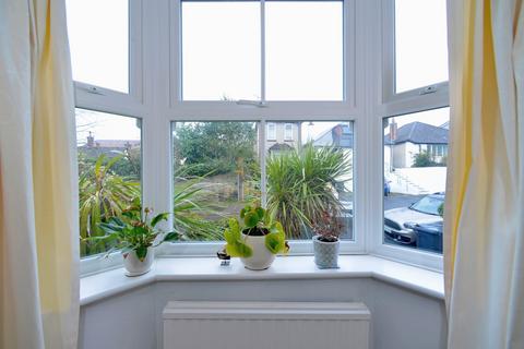 12 Hare Lane, Godalming, GU7 3EE