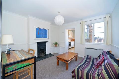 1 bedroom flat for sale, Godalming, Surrey GU7