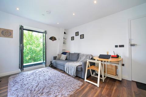 1 bedroom flat for sale, Flambard Way, Surrey GU7