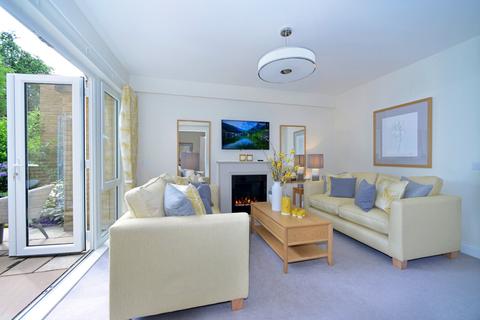 14, Hampton Manor Huxley Close, Godalming, GU7 2FF