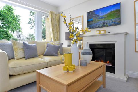 14, Hampton Manor Huxley Close, Godalming, GU7 2FF