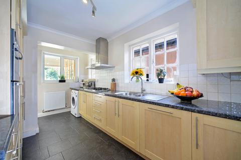 Copseleigh Catteshall Lane, Godalming, GU7 1LJ