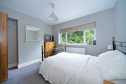 Copseleigh Catteshall Lane, Godalming, GU7 1LJ