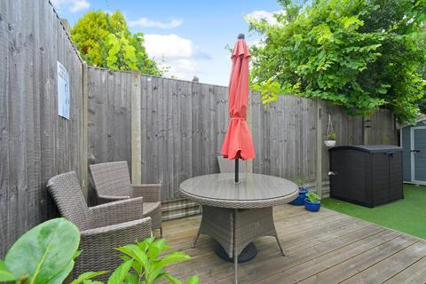 30 Cherry Tree Road, Milford, Godalming, GU8 5AX