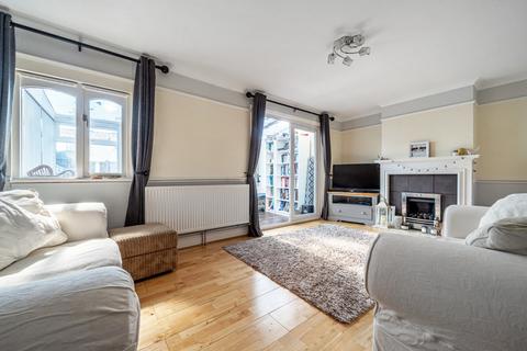 21 Copse Side, Godalming, GU7 3RU