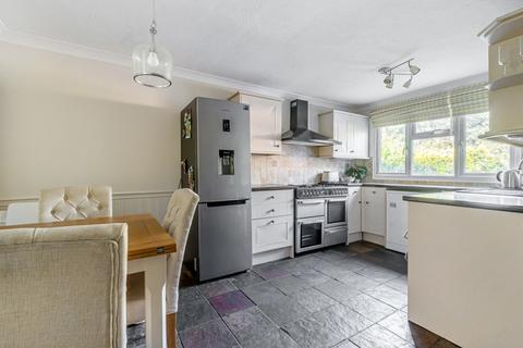 21 Copse Side, Godalming, GU7 3RU