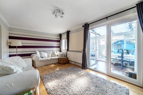 21 Copse Side, Godalming, GU7 3RU