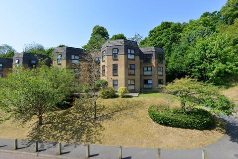 2 bedroom flat for sale, Chapel Fields, Godalming GU7