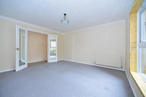 42 Chapel Fields, Godalming, GU7 2BX