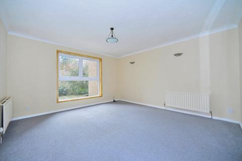 42 Chapel Fields, Godalming, GU7 2BX