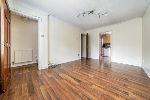 17 High Ridge, Godalming, GU7 1YE