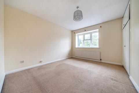 17 High Ridge, Godalming, GU7 1YE