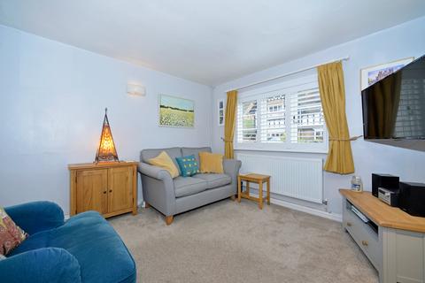 83 Brighton Road, Godalming, GU7 1NX