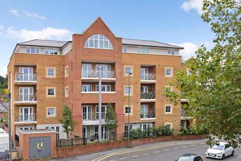 4, Tanner House Flambard Way, Godalming, GU7 1FJ