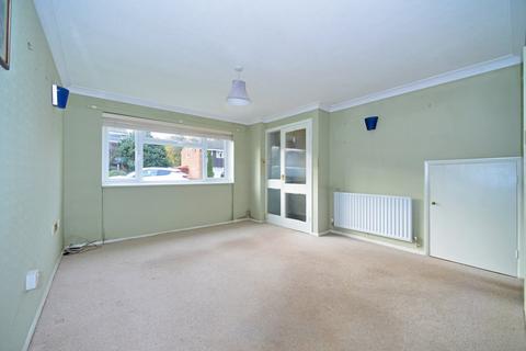 37 Busdens Way, Milford, Godalming, GU8 5JP