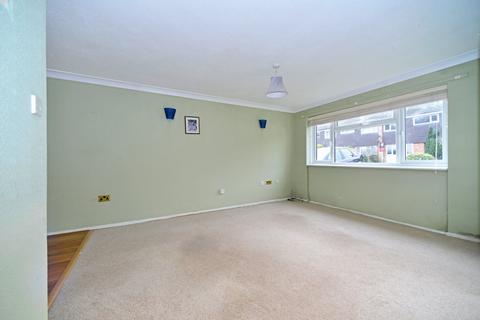 37 Busdens Way, Milford, Godalming, GU8 5JP