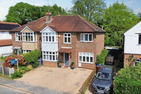 4 bedroom semi-detached house for sale, Minster Road, Surrey GU7