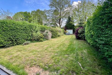 33 Minster Road, Godalming, GU7 1SP