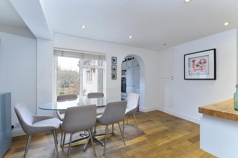 68 Hare Lane, Godalming, GU7 3EF