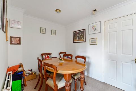 35 Wey Road, Godalming, GU7 1ND