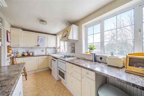 4 bedroom end of terrace house for sale, Staines, Surrey TW18