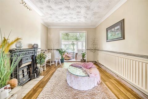1 Stanhope Way, Stanwell, Staines-upon-thames, TW19 7PJ