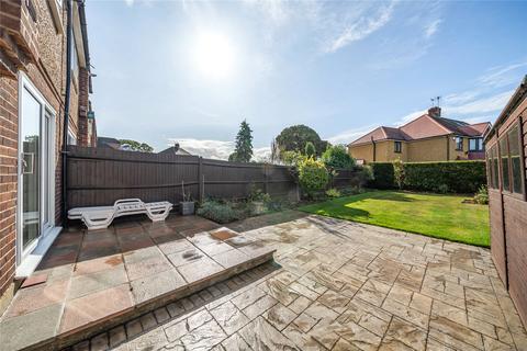 22 Stanhope Heath, Stanwell, Staines-upon-thames, TW19 7PH