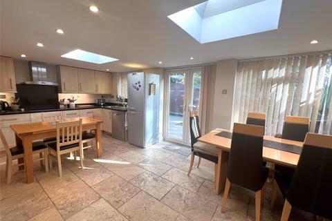71 Brightside Avenue, Staines-upon-thames, TW18 1NF
