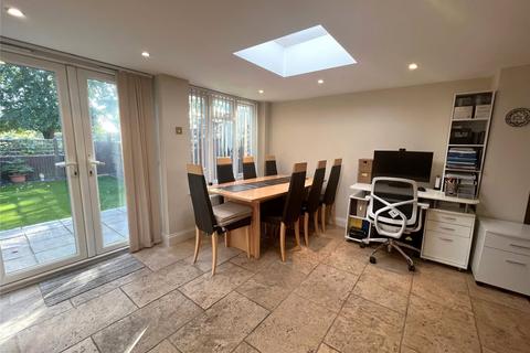 71 Brightside Avenue, Staines-upon-thames, TW18 1NF