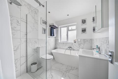 13 Gordon Close, Staines-upon-thames, TW18 1AP