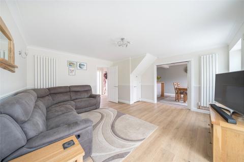 7 Grasmere Close, Egham, TW20 8JU