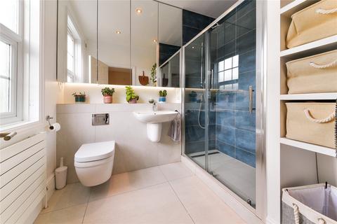 61 Middleton Road, London, E8 4EE