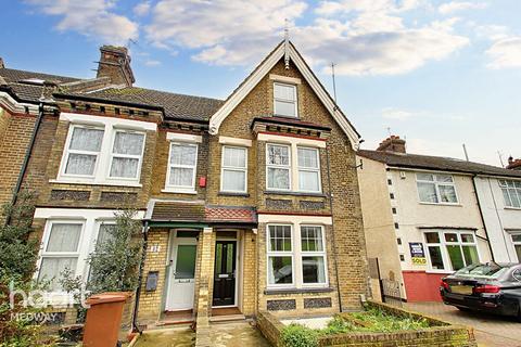 5 bedroom end of terrace house for sale, Northcote Road, Rochester