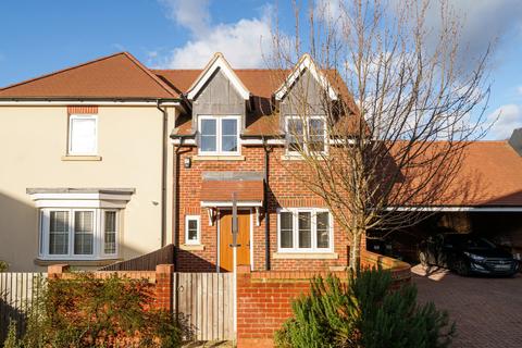 3 bedroom semi-detached house for sale, Fiver Close, Whitchurch, Hampshire, RG28