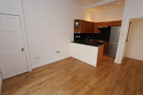 2 bedroom flat to rent, Maryfield Place, Abbeyhill, Edinburgh, EH7