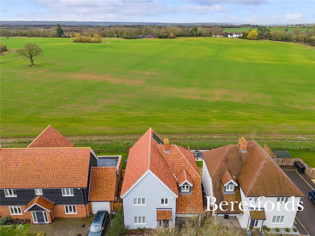 Station Bridge Mews, Ongar, CM5 4 bed detached house for sale £800,000