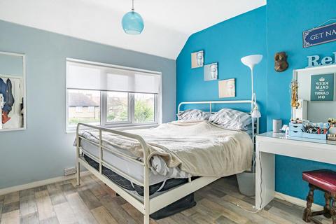 3 The Close, Beckenham, BR3 4AP