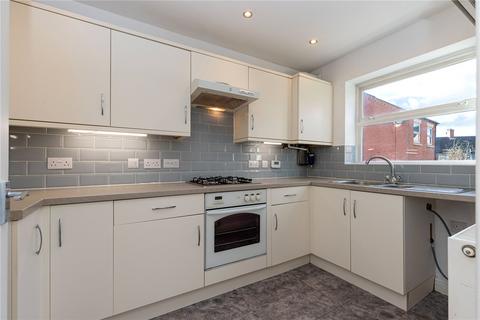 3 bedroom semi-detached house to rent - Broomfields Close, Tean, Stoke-on-Trent, Staffordshire, ST10