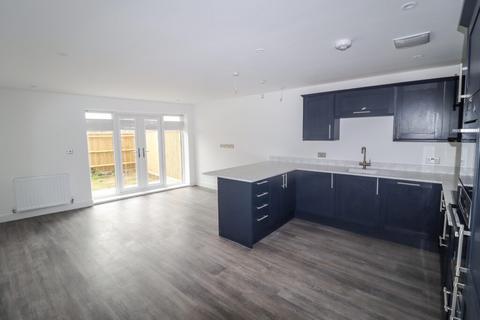 2 bedroom apartment for sale, Station Road, Hayling Island