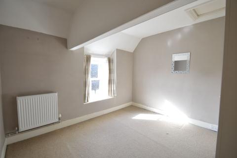 2 bedroom flat to rent - High St, Malmesbury, SN16