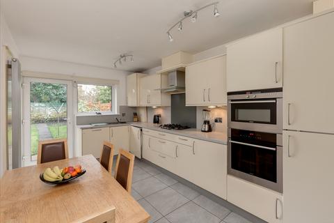 4 bedroom link detached house for sale, 15 Cramond Vale, EDINBURGH, EH4 6RB