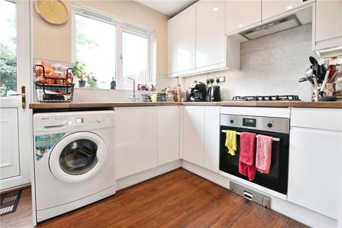2 bedroom terraced house for sale, Berrydale Road, Hayes