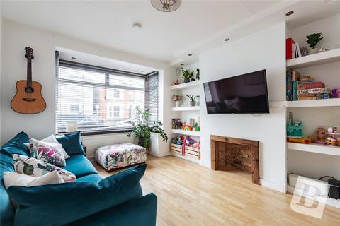 16 Brooklands Road, Romford, RM7 7DX