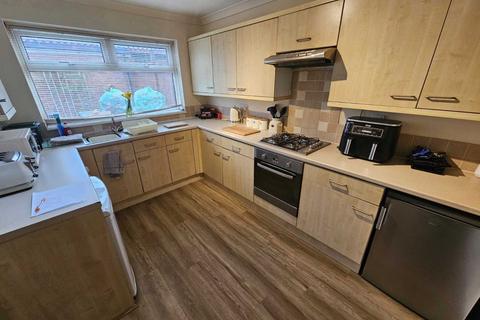 3 bedroom terraced house to rent - Waun Fach, Cardiff