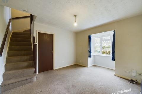 50 Iris Close, Aylesbury, HP21 8YZ