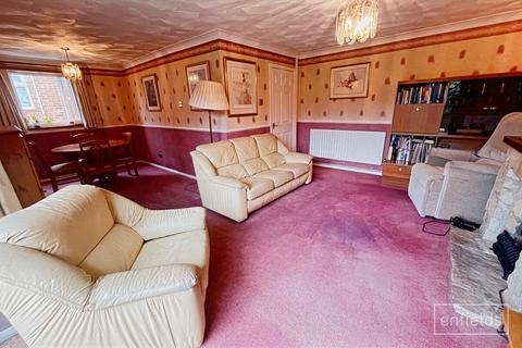 2 bedroom semi-detached bungalow for sale, Southampton SO18