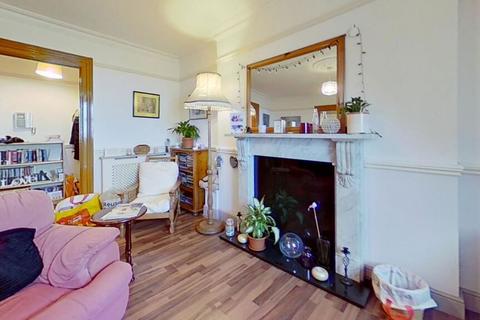 2 bedroom flat for sale - 3 Marine Crescent, Folkestone, Kent, CT20 1PS