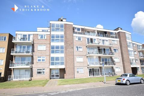 2 bedroom flat for sale, Mansfield Towers, Marine Parade East, Clacton-on-Sea